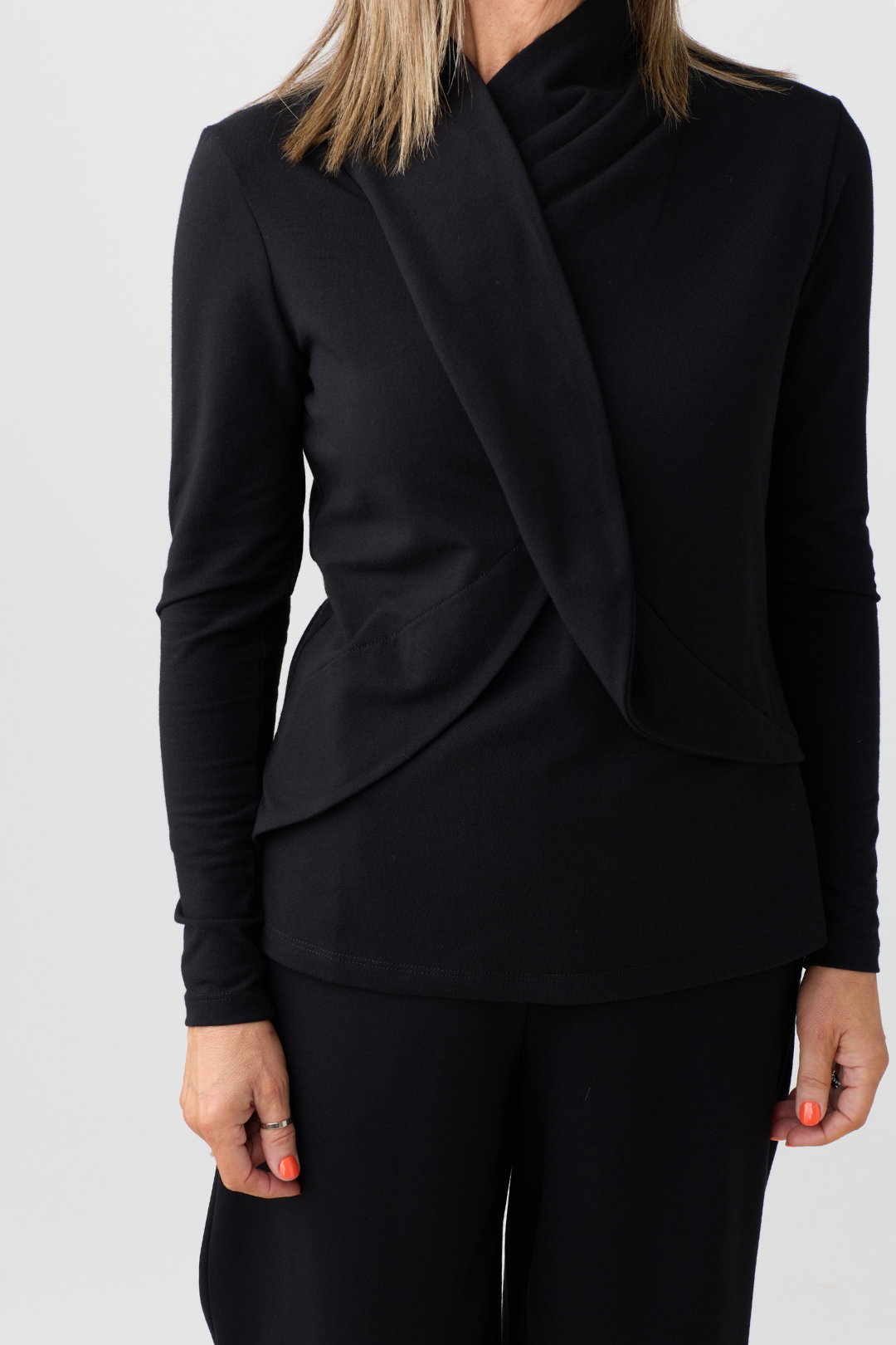 Ozai n Ku Black Mock Wrap Top 059