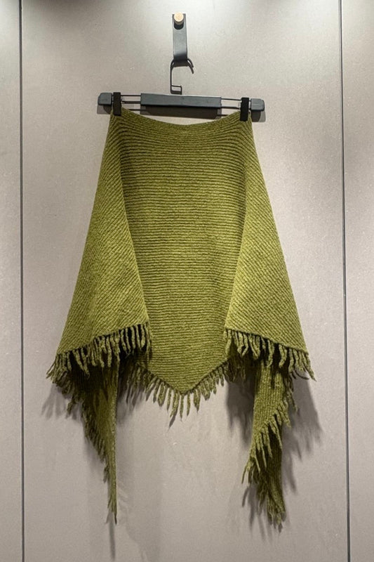 el2 Green Triangle Scarf w/Fringe Edge