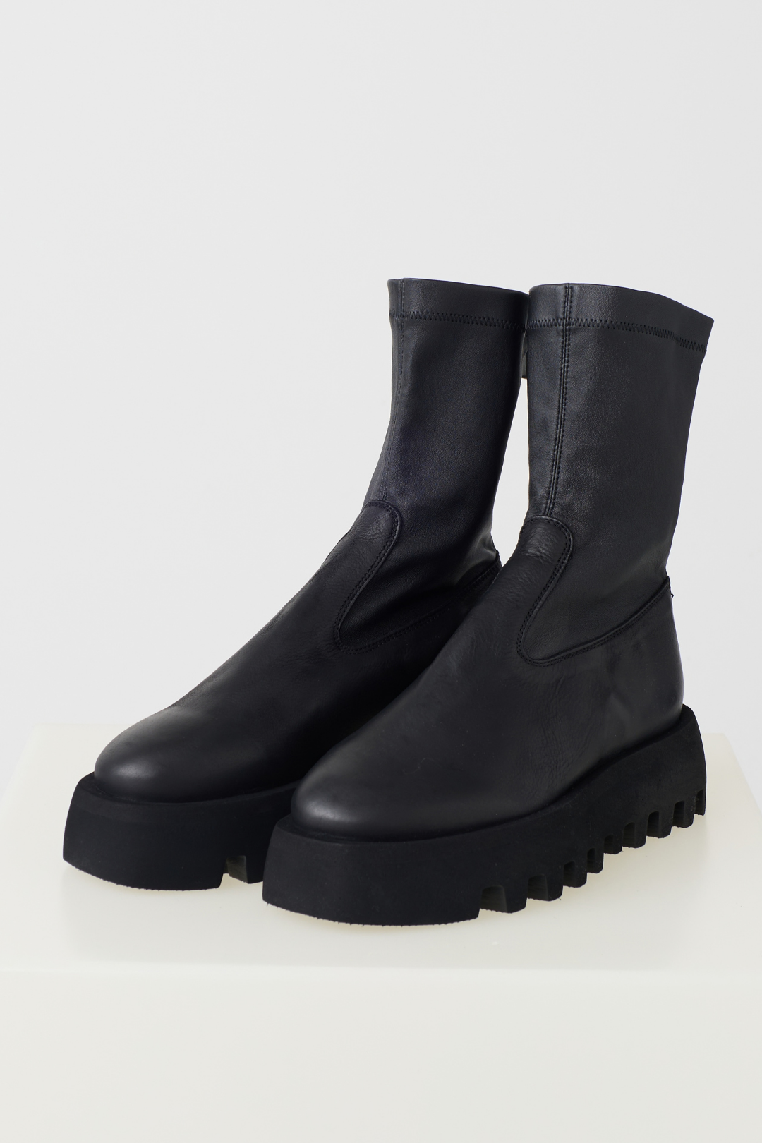 Lofina Black/Nero Nappa Stretch Short Boot