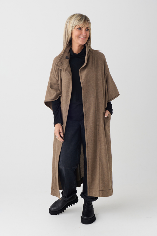 el2 Soft Camel Sleeveless Jacket 5067