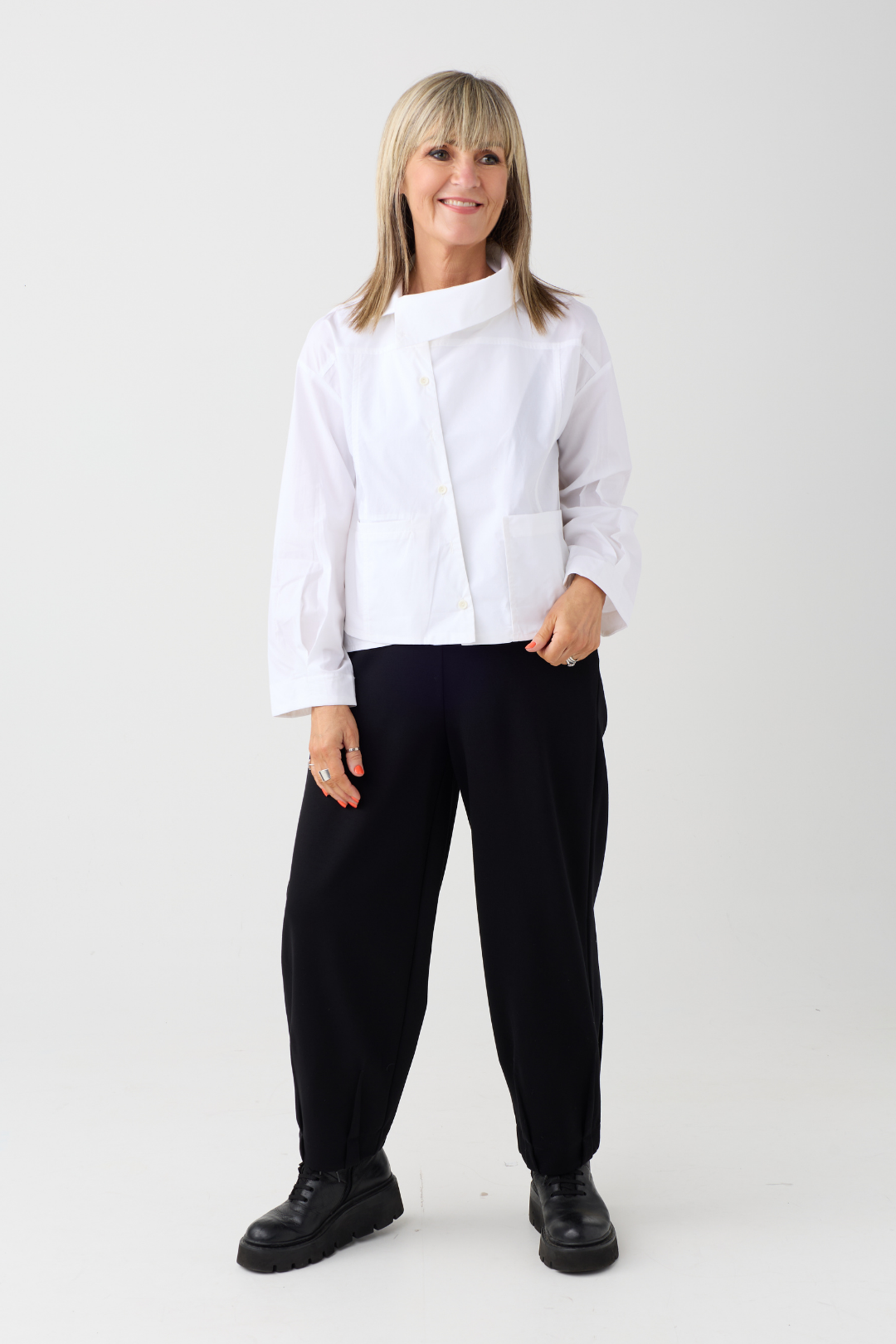 Ozai n Ku Black Pin Tuck Hem Trouser 050