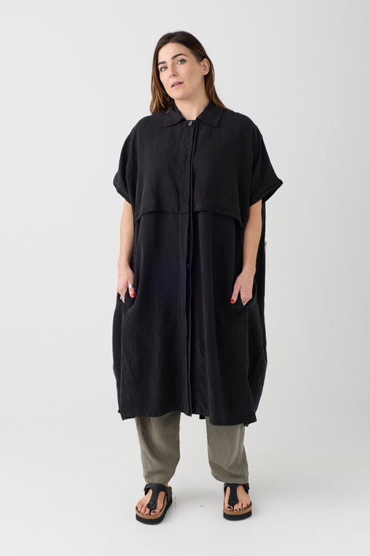 Lurdes Bergada Black Sleeveless Trench 010