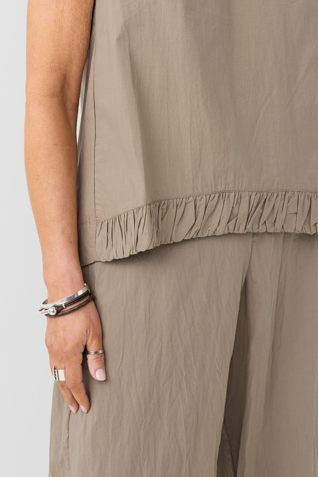 Ozai n Ku Olivine Sleeveless Pleat Top