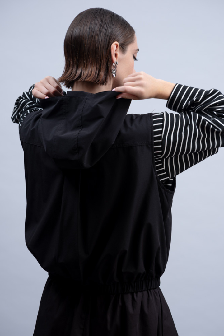 Haako Black Four Zip Hooded Waistcoat H2003