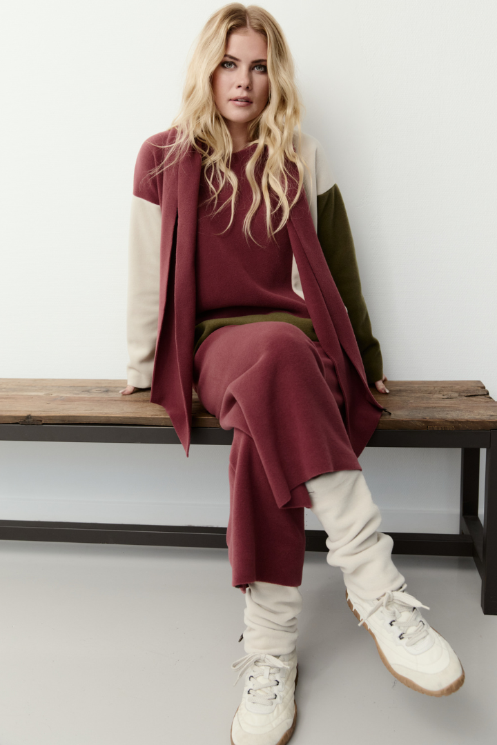 HS Bordeaux/Kit/Moss Jumper w/Scarf 1412