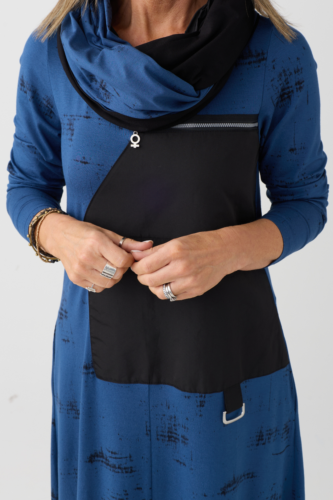 My Soul Blue Print Loop Scarf 8047