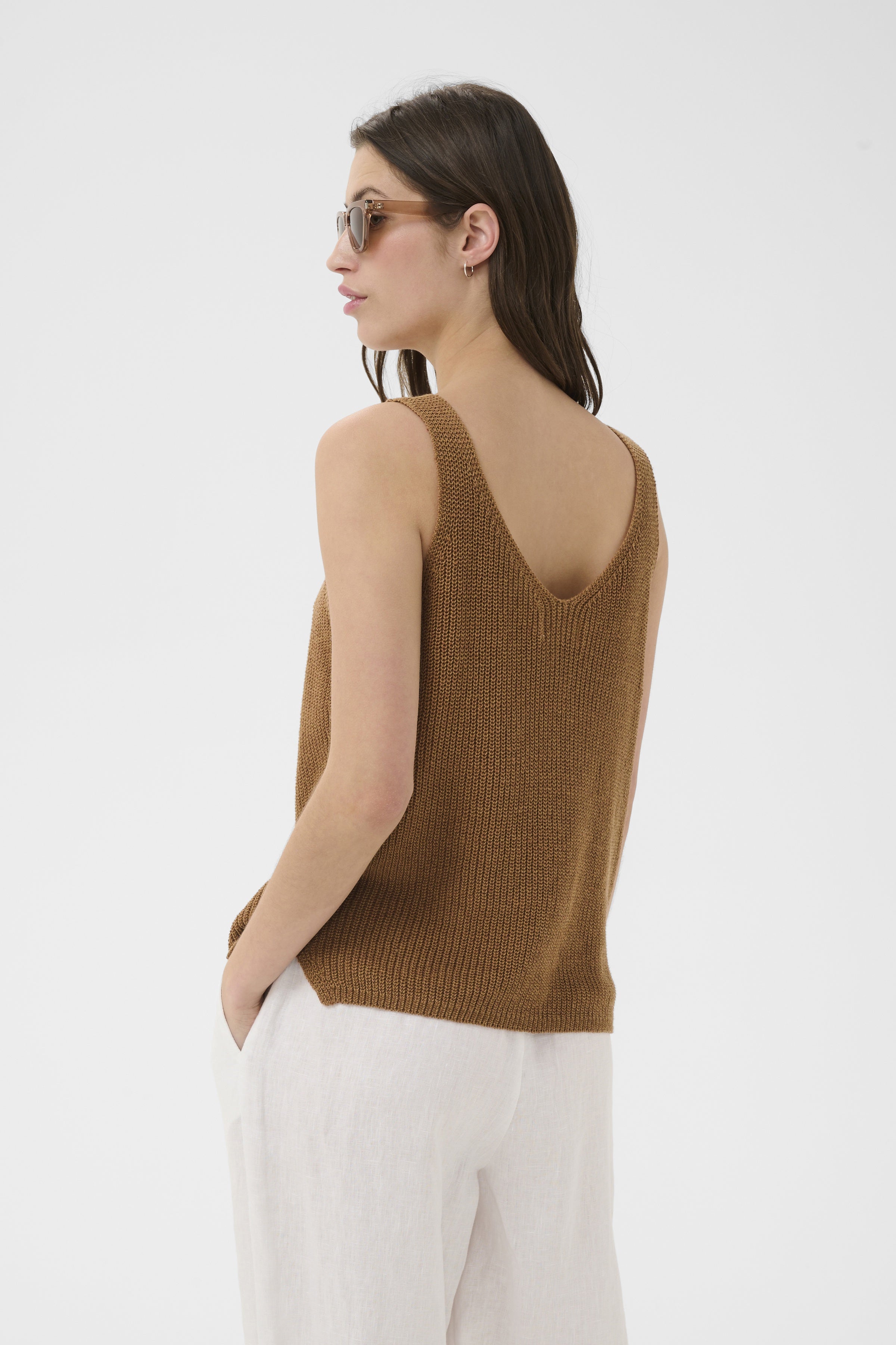 Tops & T-shirts – Page 2 – Jude Law Boutique