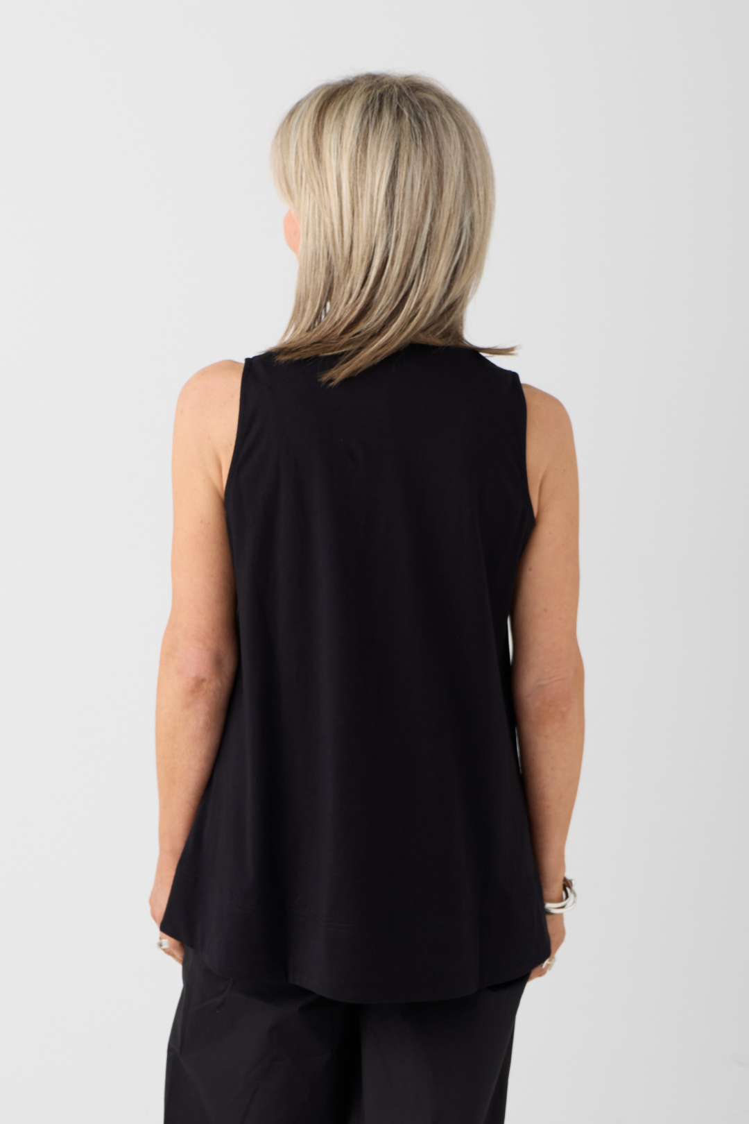 Ozai n Ku Black Sleeveless Top