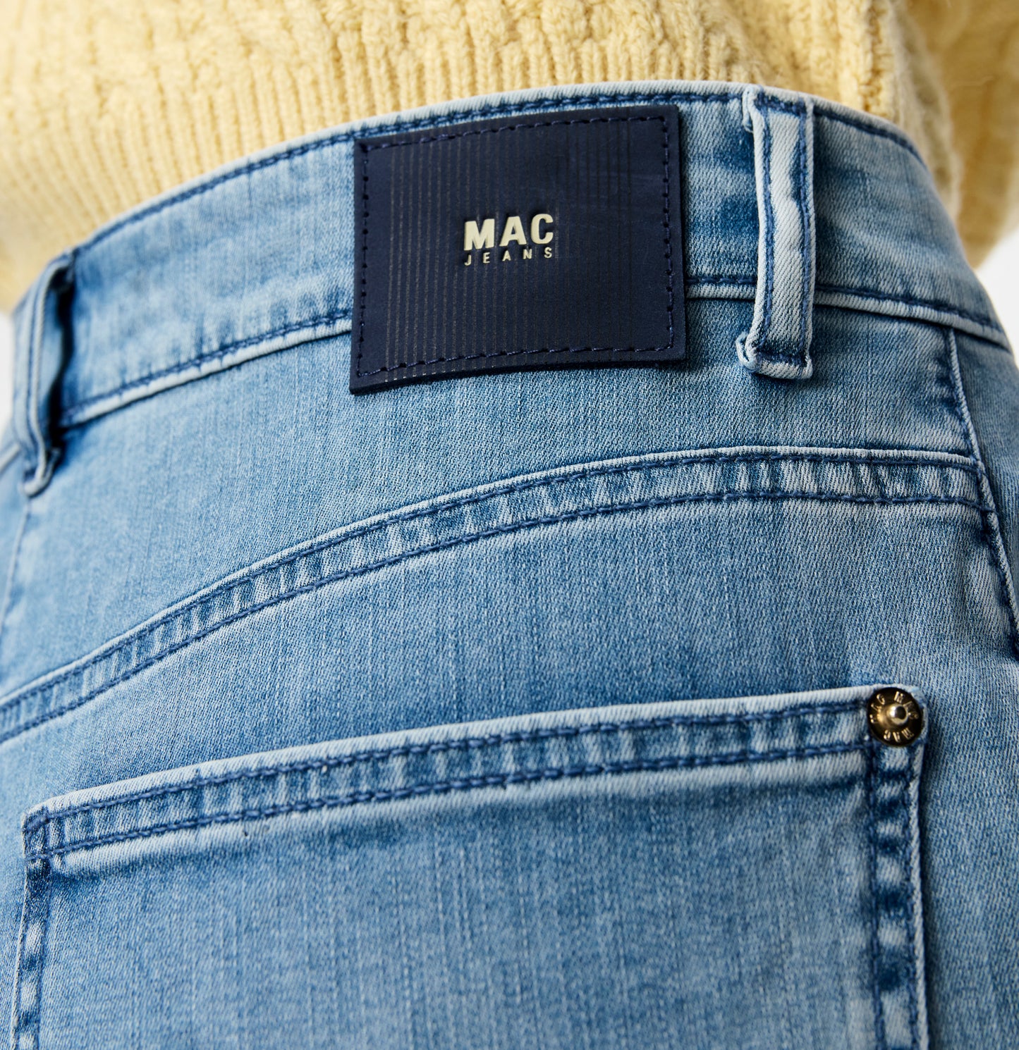 Mac Bobbie True Blue Barrel Jeans