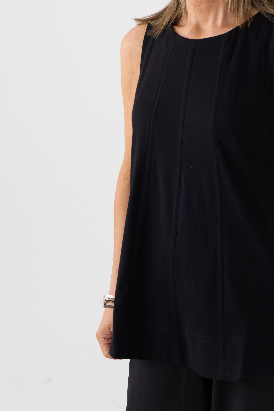 Ozai n Ku Black Sleeveless Top