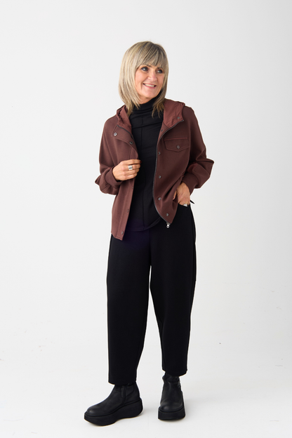 el2 Black Barrel Leg Trouser