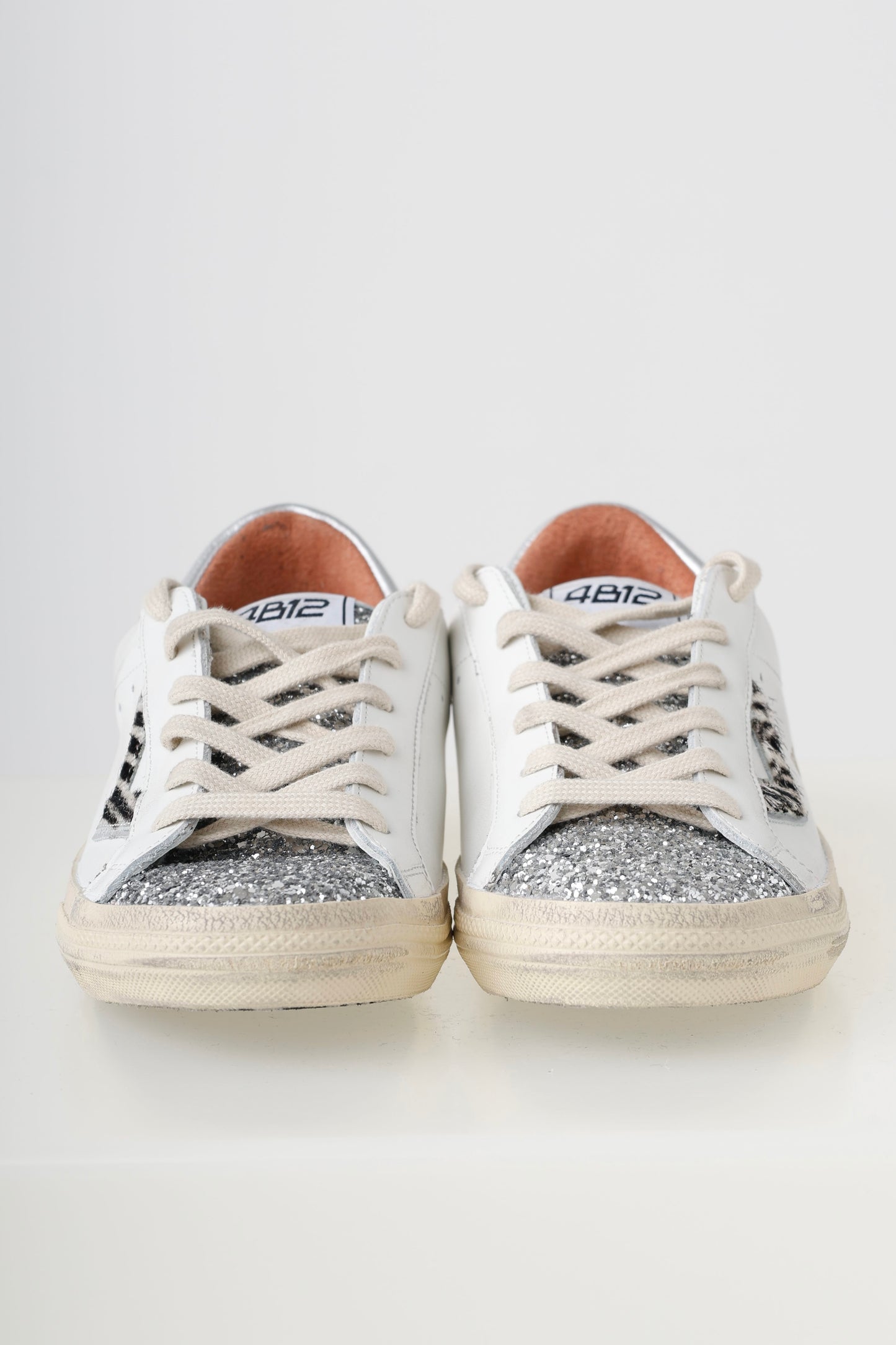 4B12 Suprime Silver/Zebra Trainers