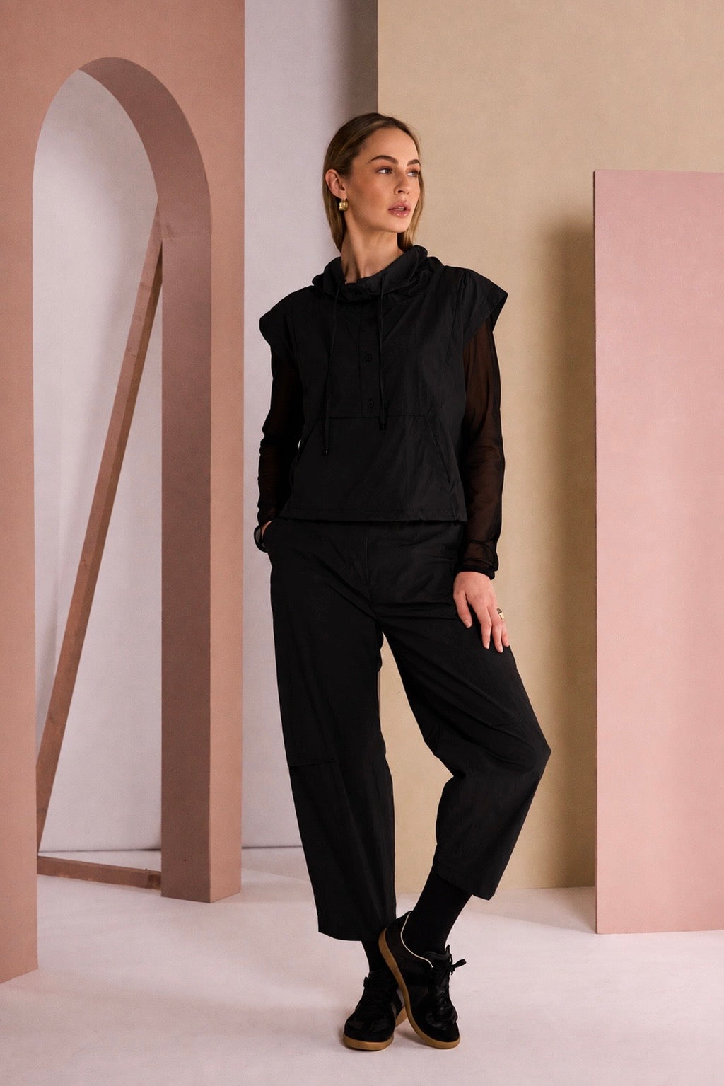 Naya Black Balloon Shape Trouser