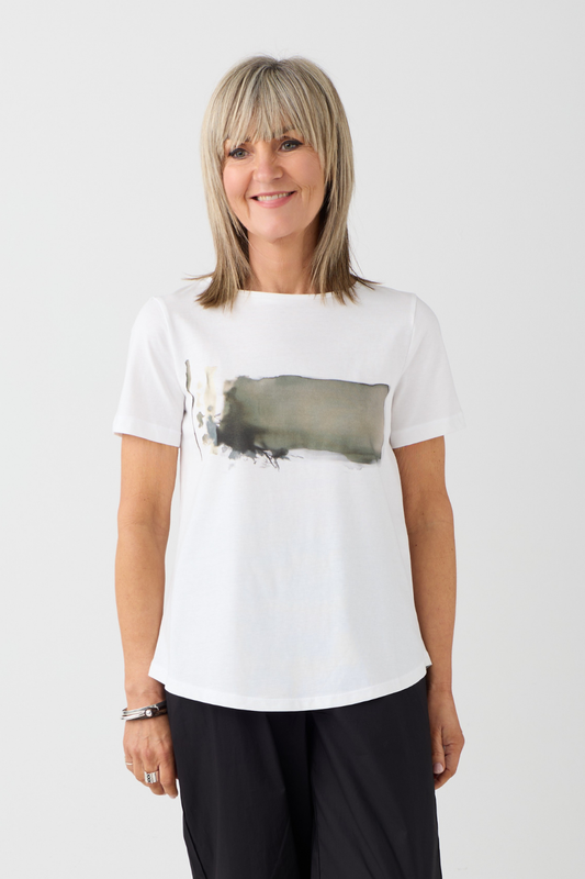 Ozai n Ku Off-White/Olive Front Print T-Shirt