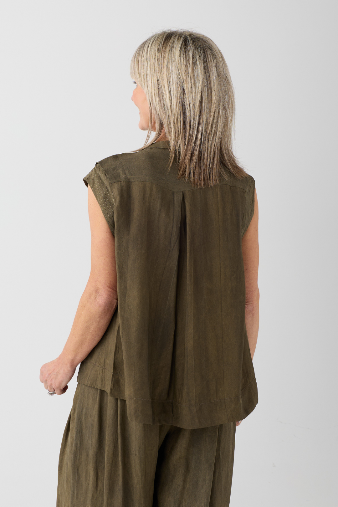 el2 Dark Olive Sleeveless Blouse 1081