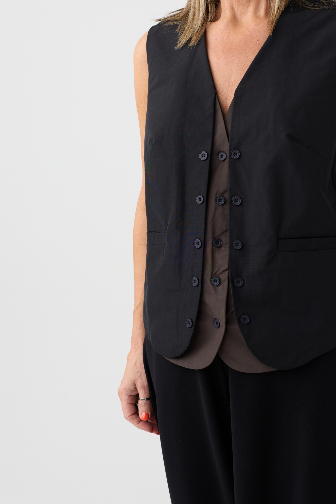 Ozai n Ku Black/Brown Block Waistcoat 028