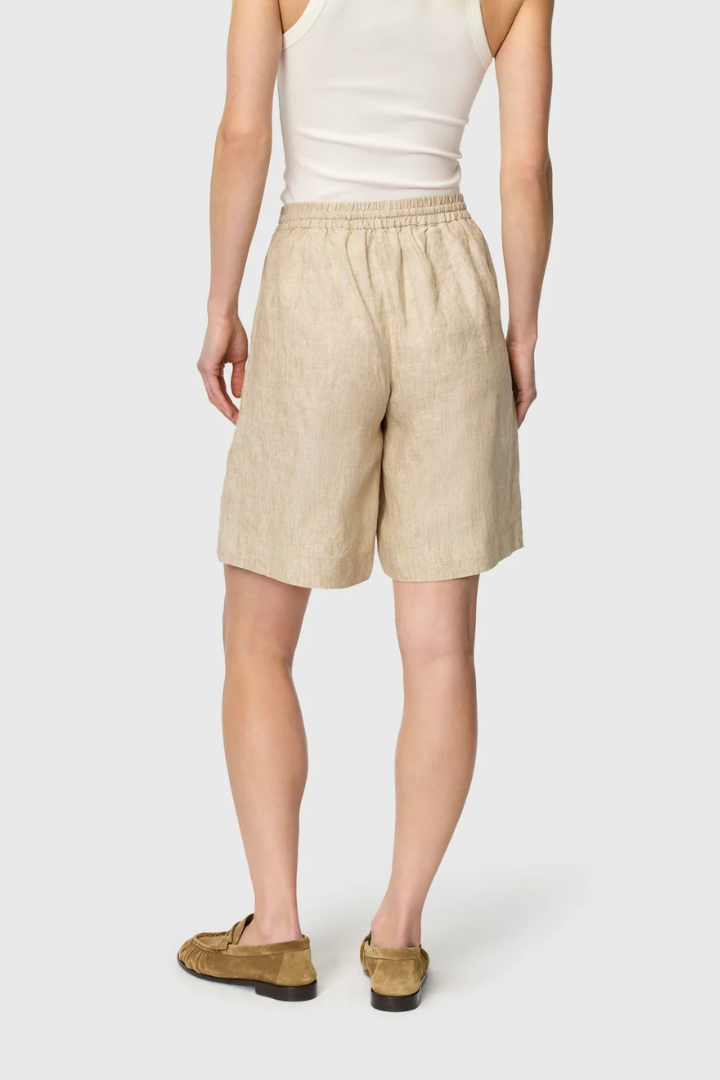 Mac Sanny Almond Beige Linen Shorts