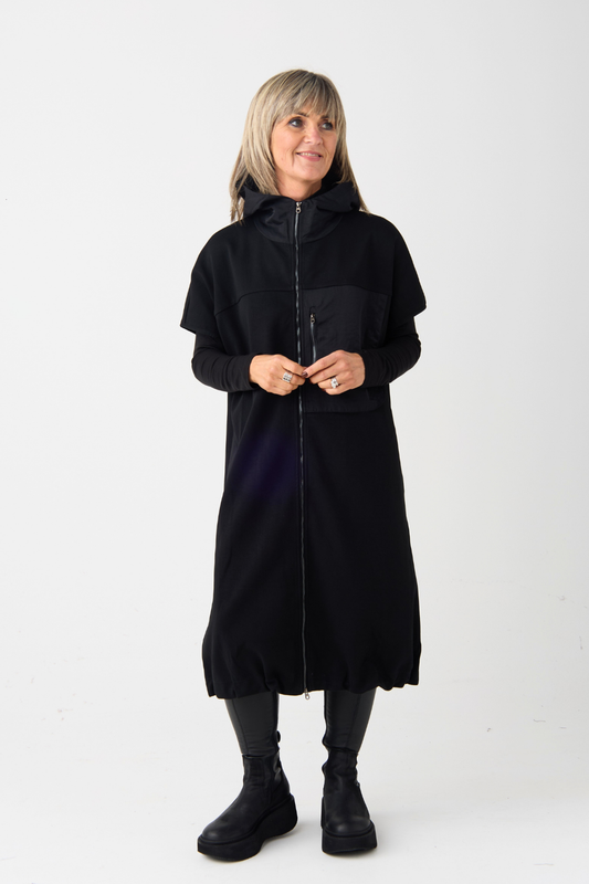 el2 Black Zip Front Hooded Dress