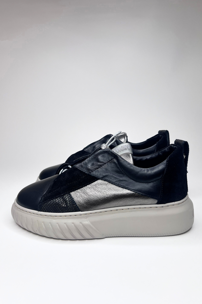 Andia Fora Libi Patch Dreamer Black Trainers