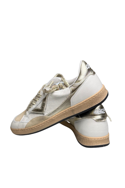 4B12 Playnew Platinum Trainers