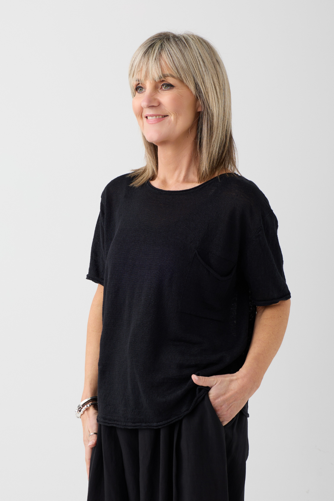 el2 Black Knit T-Shirt 1077