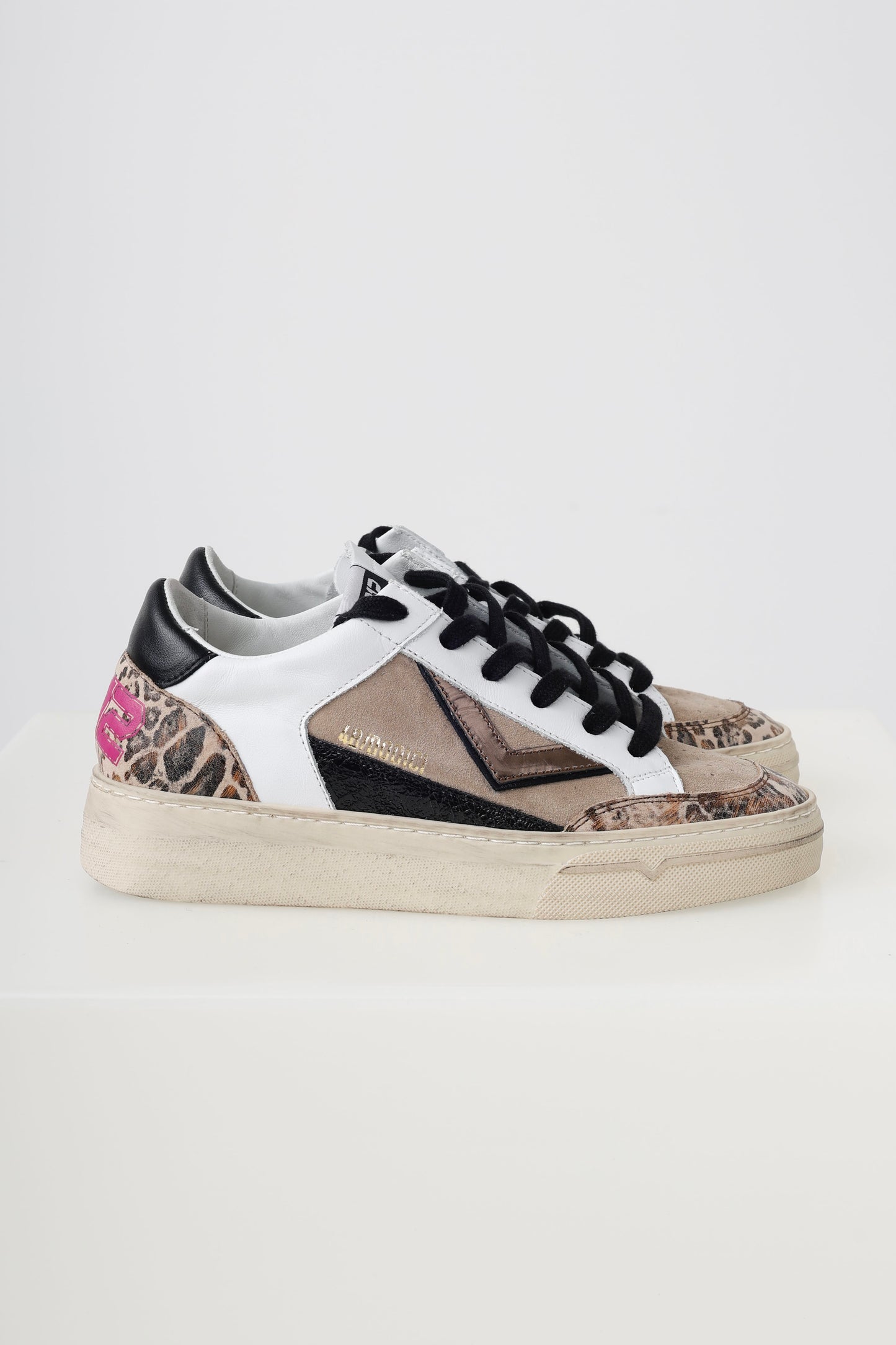 4B12 Kyle Beige/Animal/Black Trainers