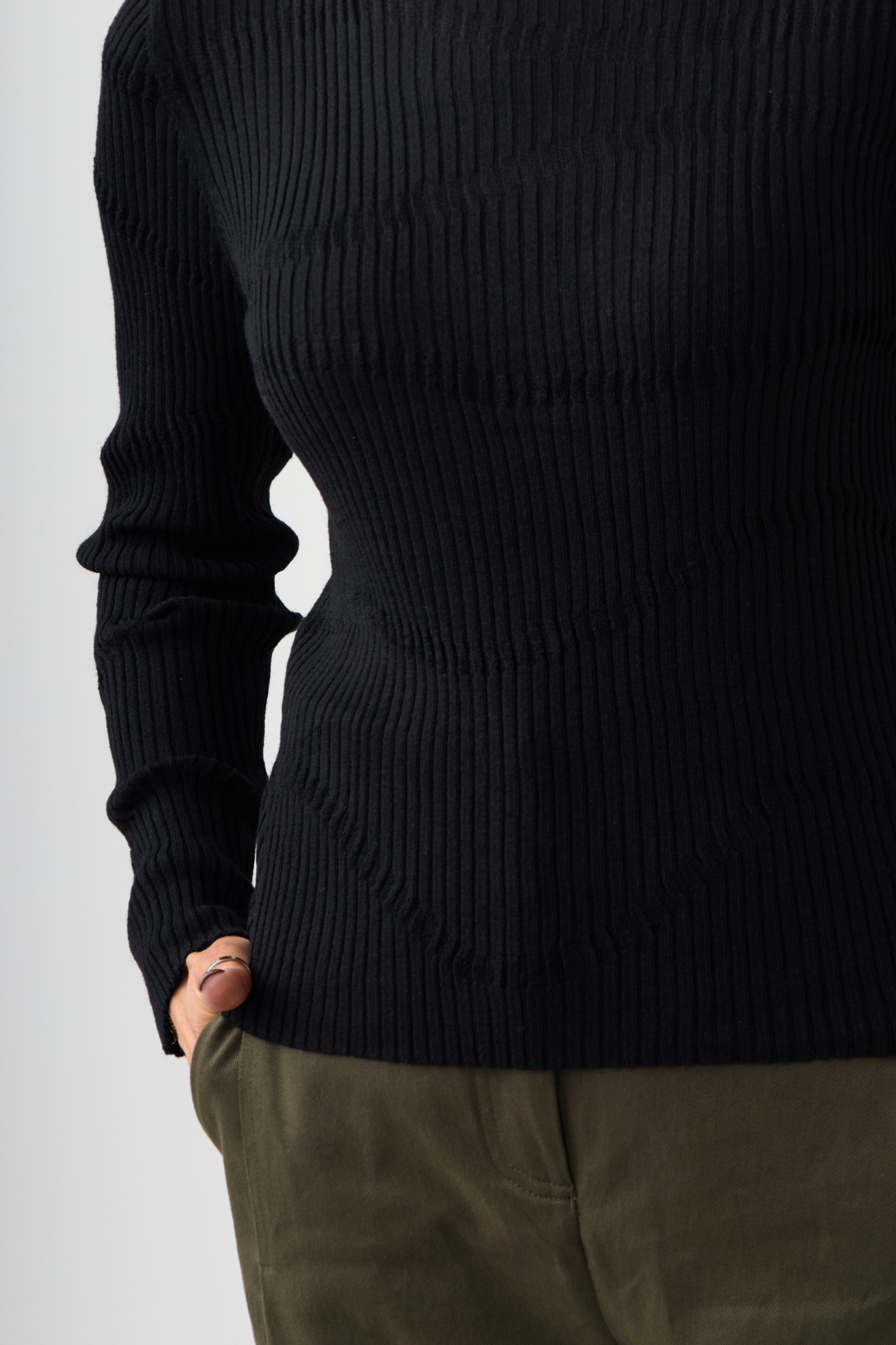 el2 Black Ribbed Detail Long Sleeve Top