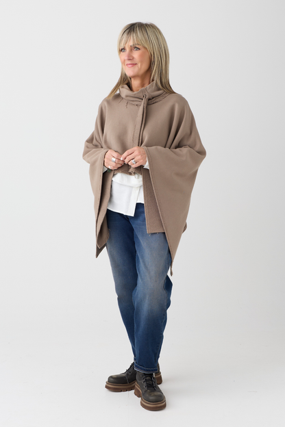 Kedziorek Taupe Cape 5561