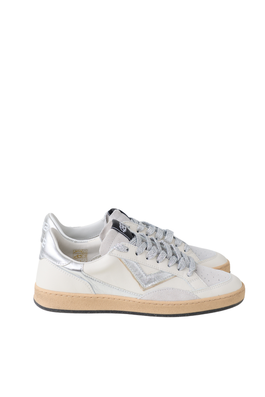 4B12 Playnew Silver Trainers