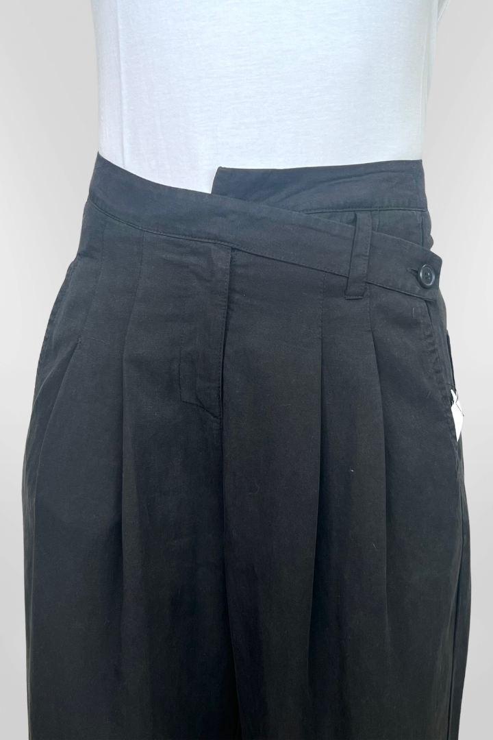 Lurdes Bergada Black Pleat Front Trousers