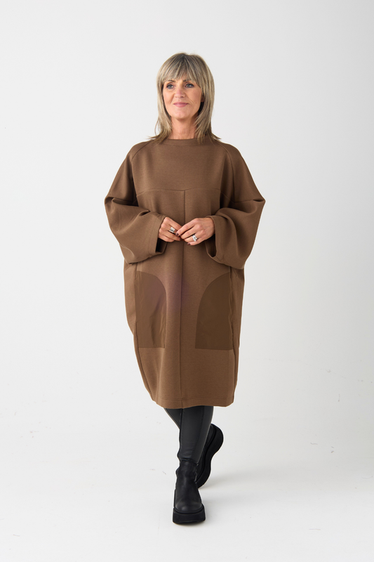 el2 Brown Batwing Sleeve Dress