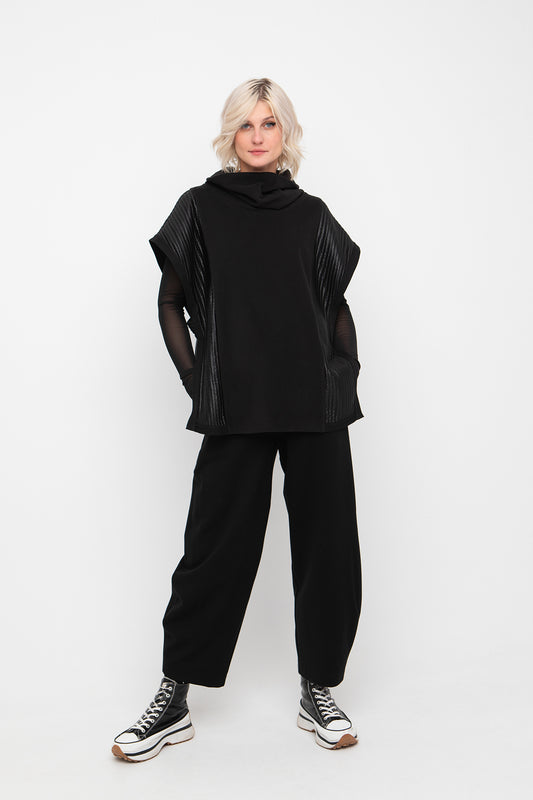 Ozai n Ku Black Barrel Leg Trousers