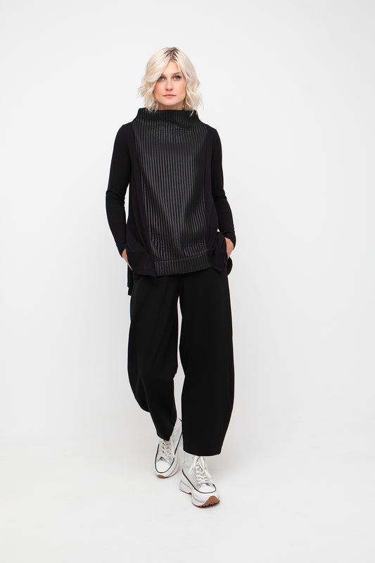 Ozai n Ku Black Contrast Wide Neck Top