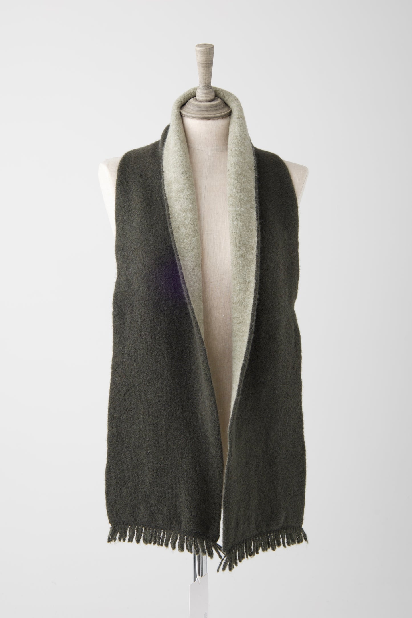 el2 Dark Green Fringe Edge Contrast Scarf