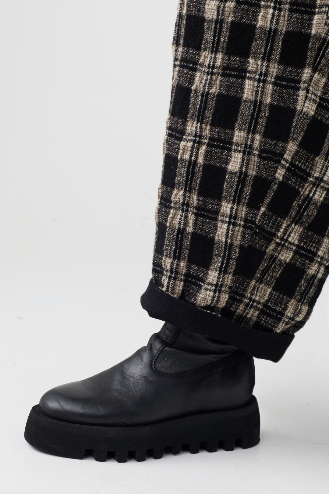 el2 Black/Cream Check Trouser 8056
