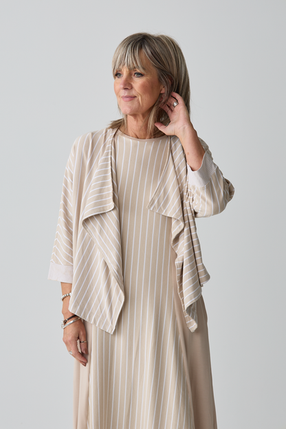Elsewhere Stripe Nude Cardigan w/clip