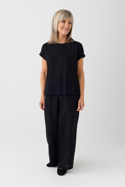 el2 Black Linen Back Top 1008