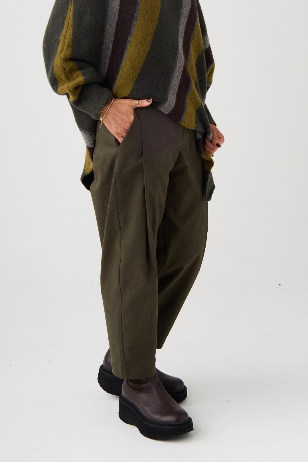el2 Green Barrel Leg High Waist Trouser