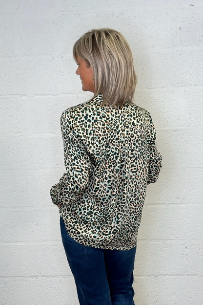 Milano Sage Animal Print Blouse /Collar & Placket