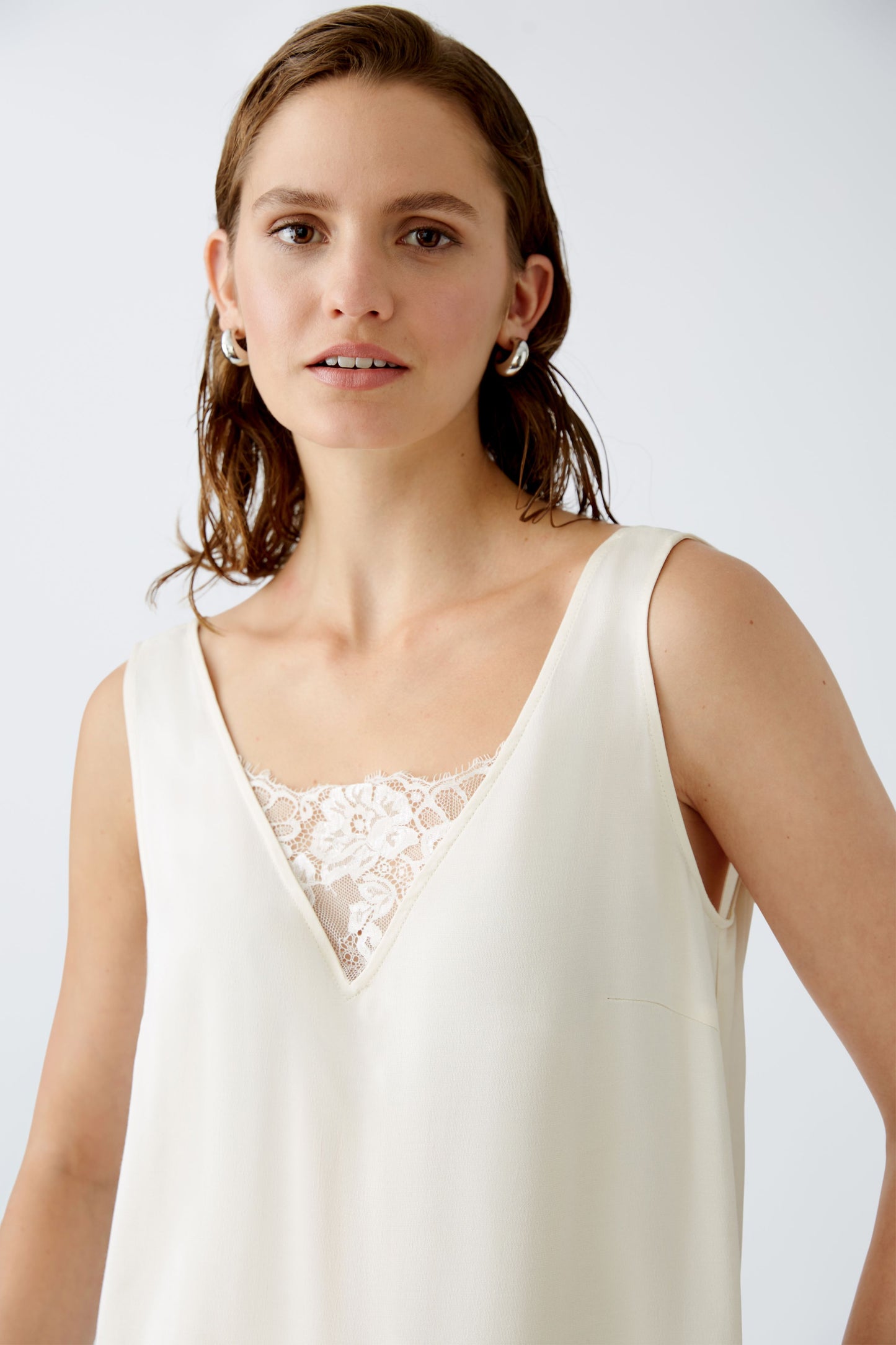 Oui Whitecap Gray Lace Camisole