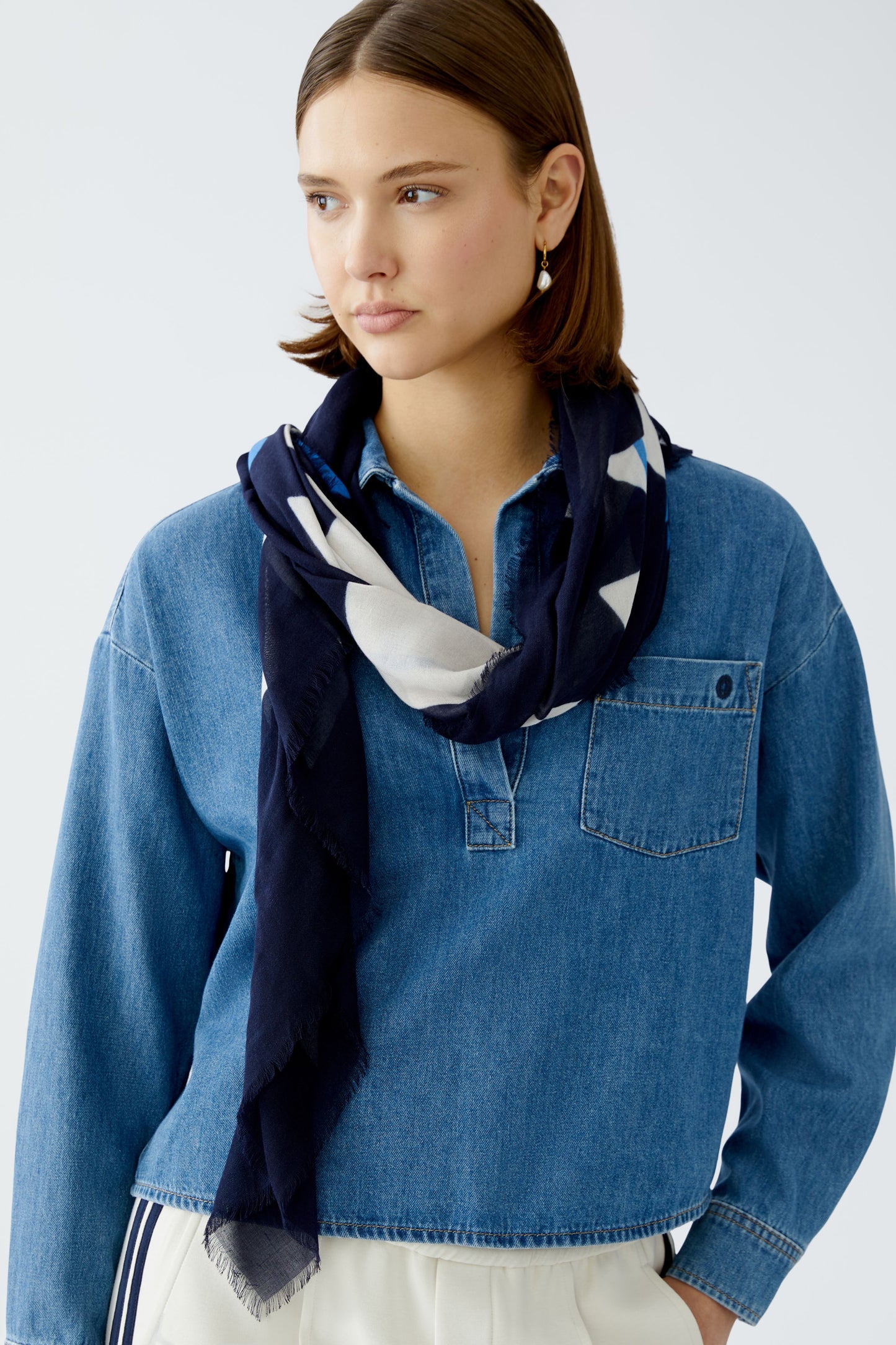 Oui Light Stone/Blue Scarf