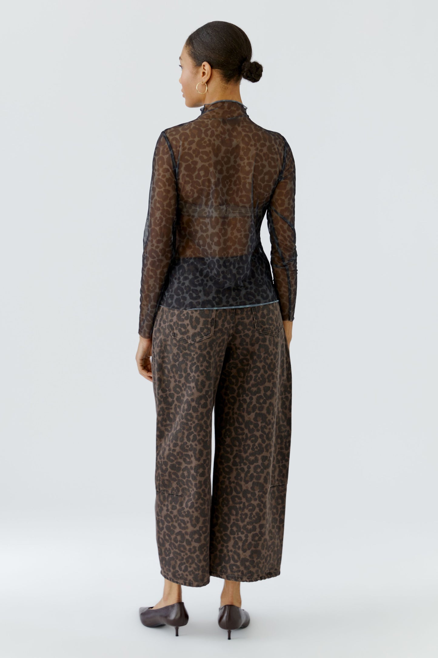Oui Dark Brown/Grey/Black Leopard Mesh Top