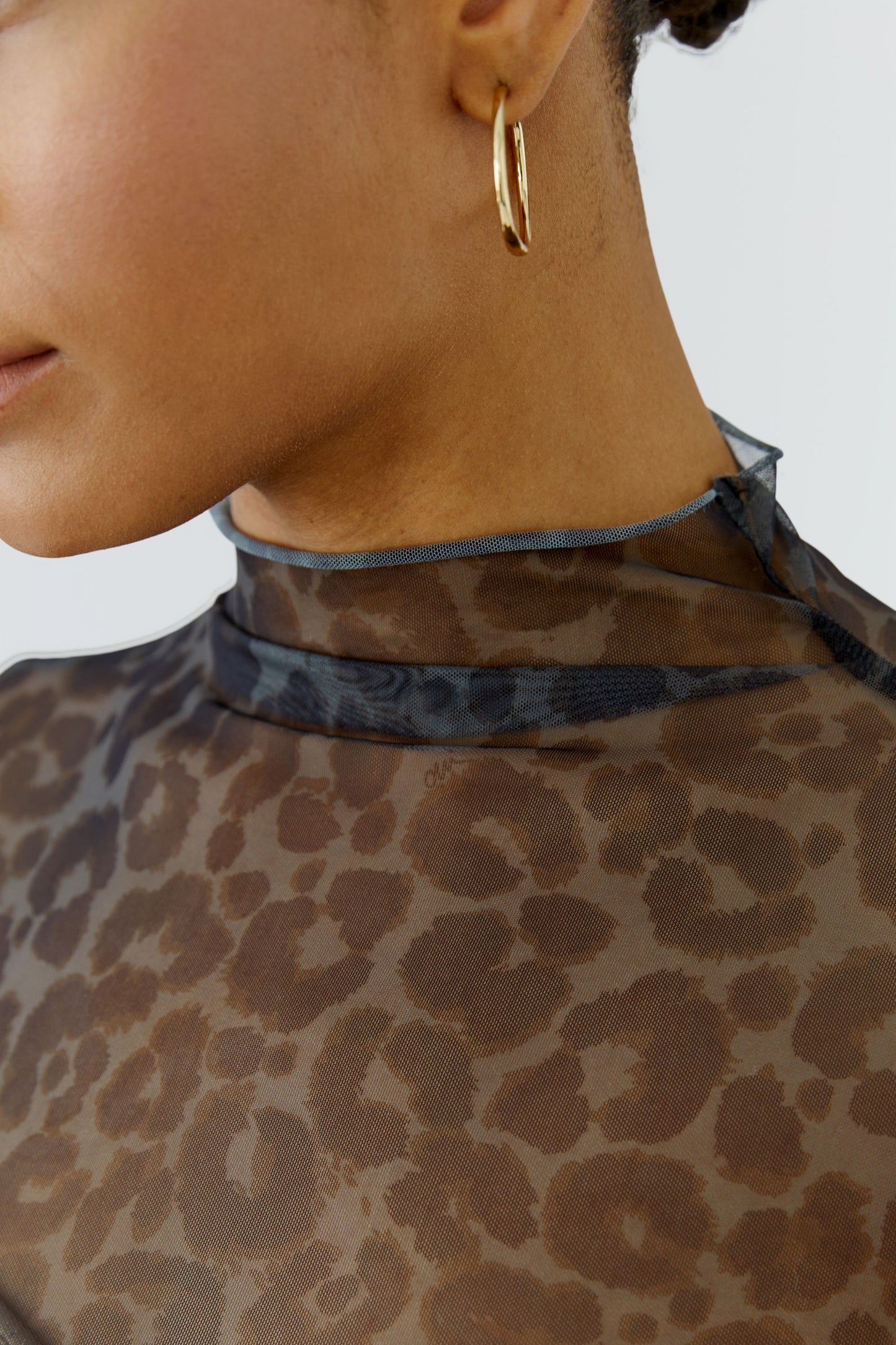 Oui Dark Brown/Grey/Black Leopard Mesh Top