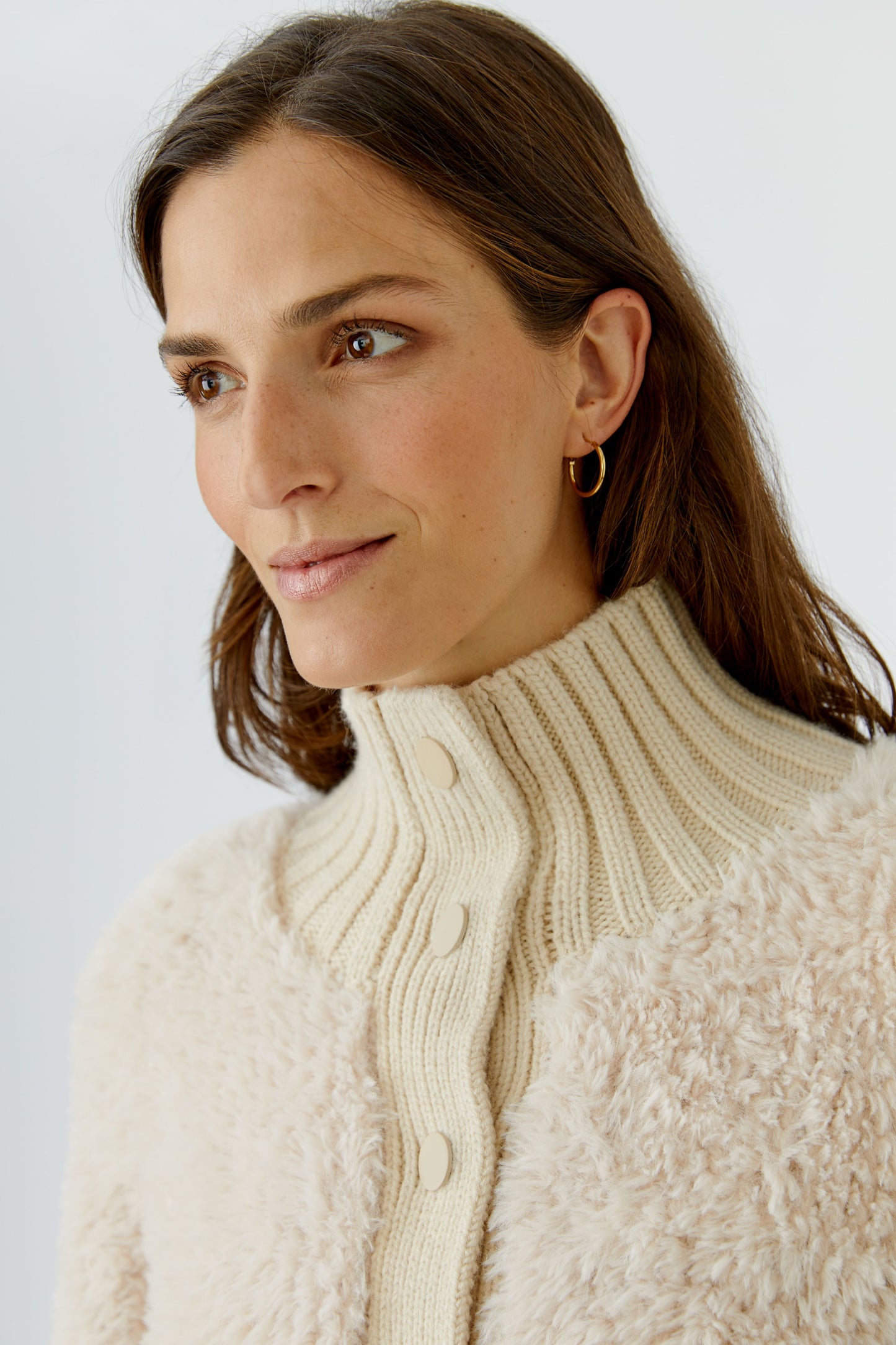 Oui Whitecap Gray Knitted Fur Cardigan