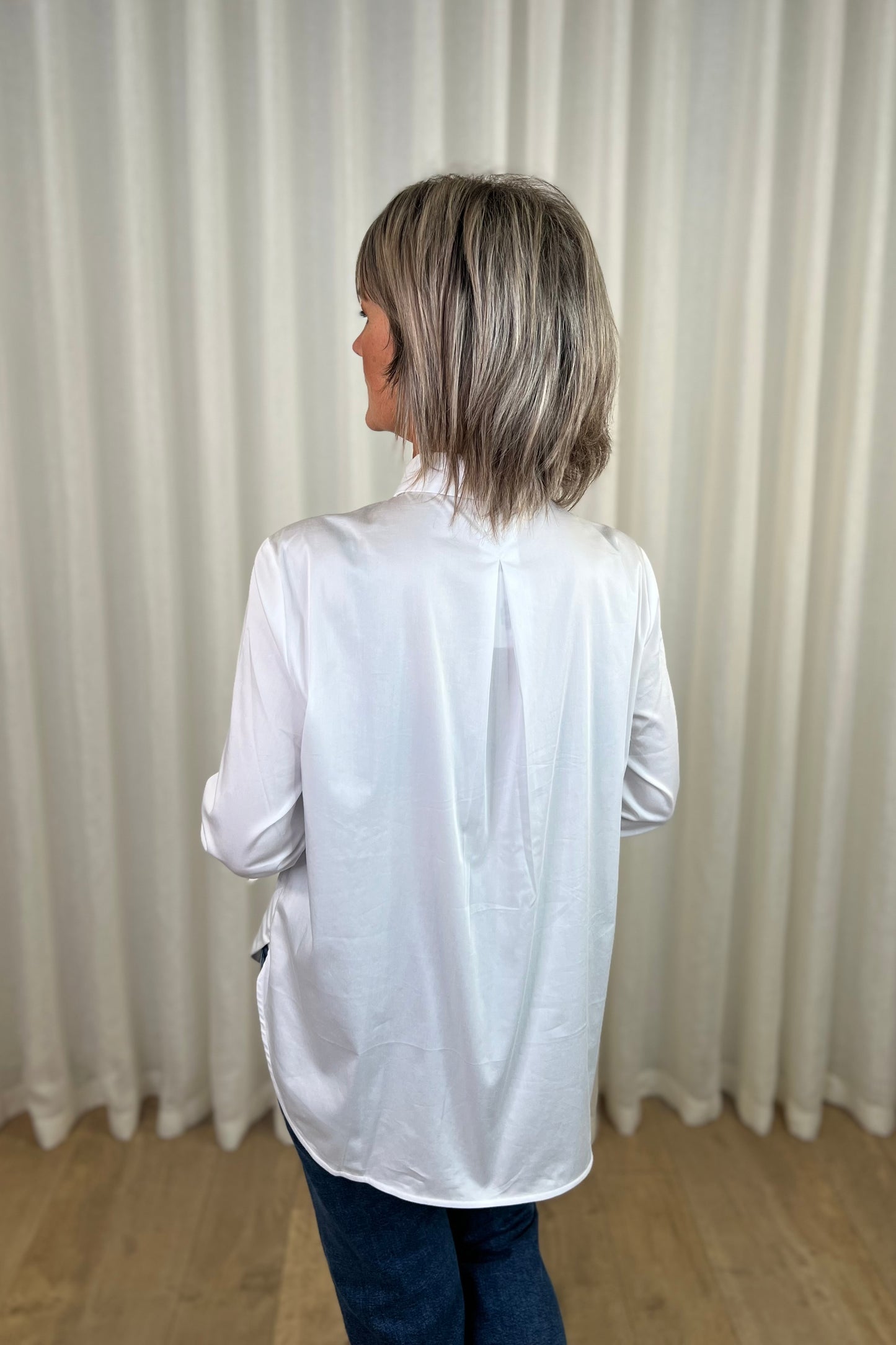 Oui Optic White Curved Hem Shirt