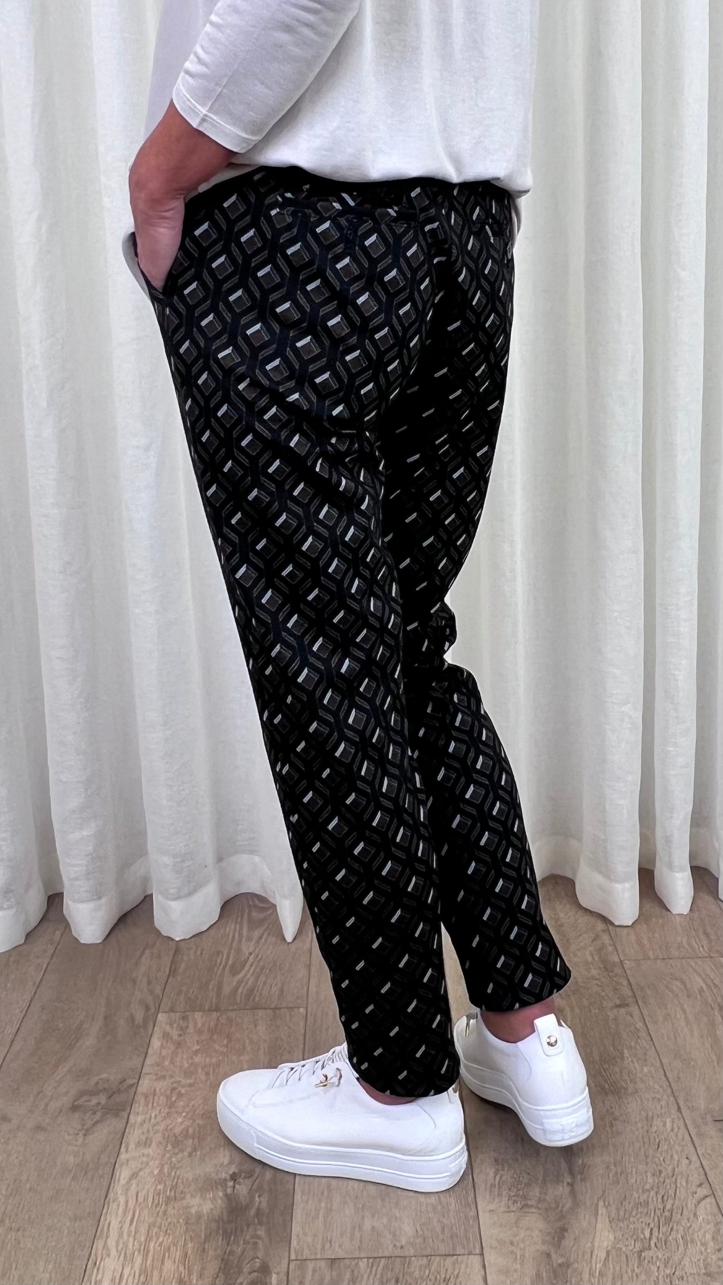 Brax Maron S Black & Chocolate Print Trouser