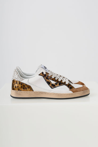 4B12 Playnew White/Beige/Animal Trainers