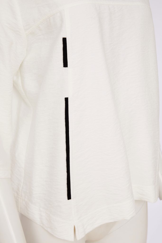 Naya White/Black Contrast Trim Top
