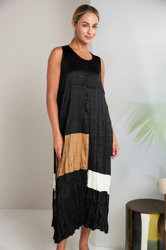 Naya Black/Off White Colour Bands Crushed Dress