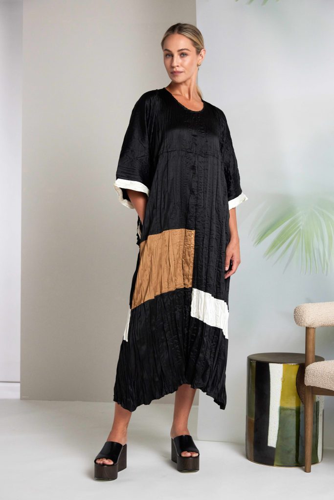 Naya Black/Off White Colour Bands Crushed Dress